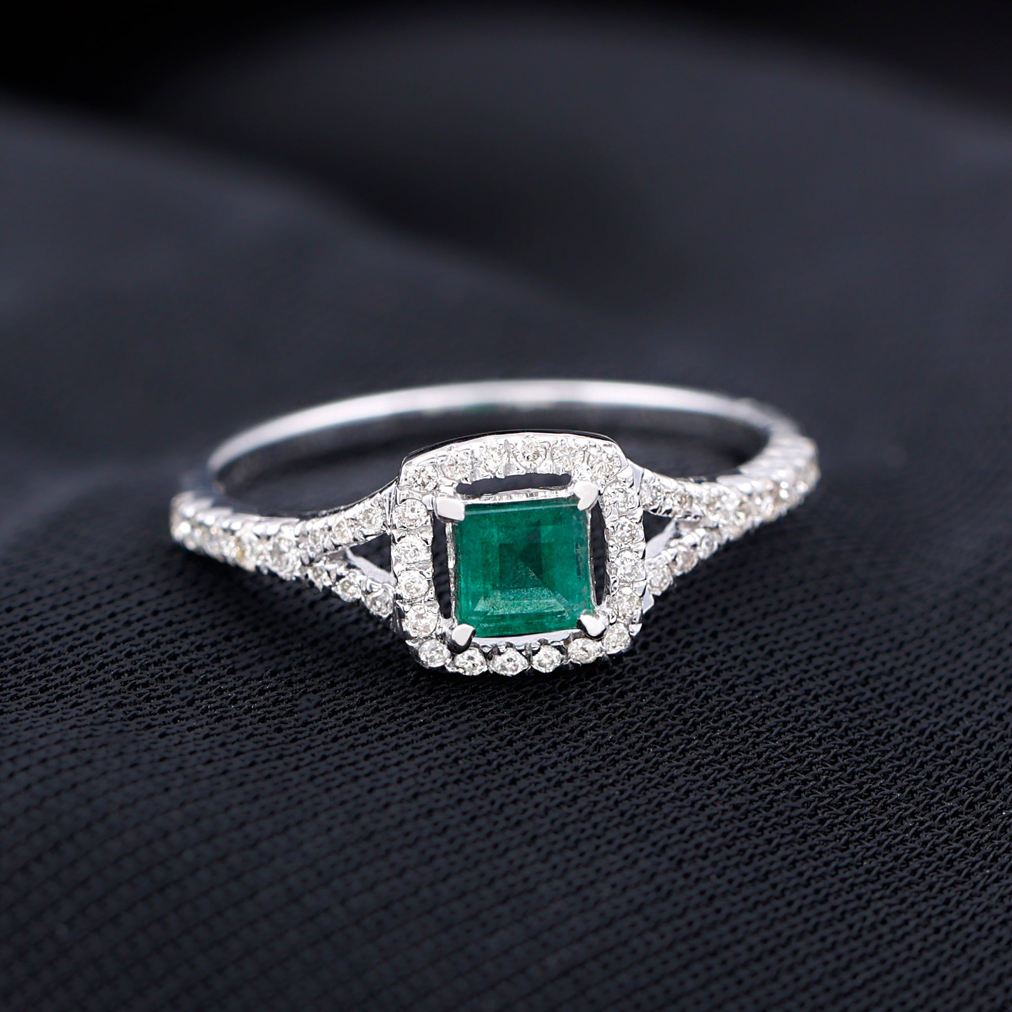 Rosec Jewels-Princess shape Emerald Engagement Ring with Diamond Split Shank